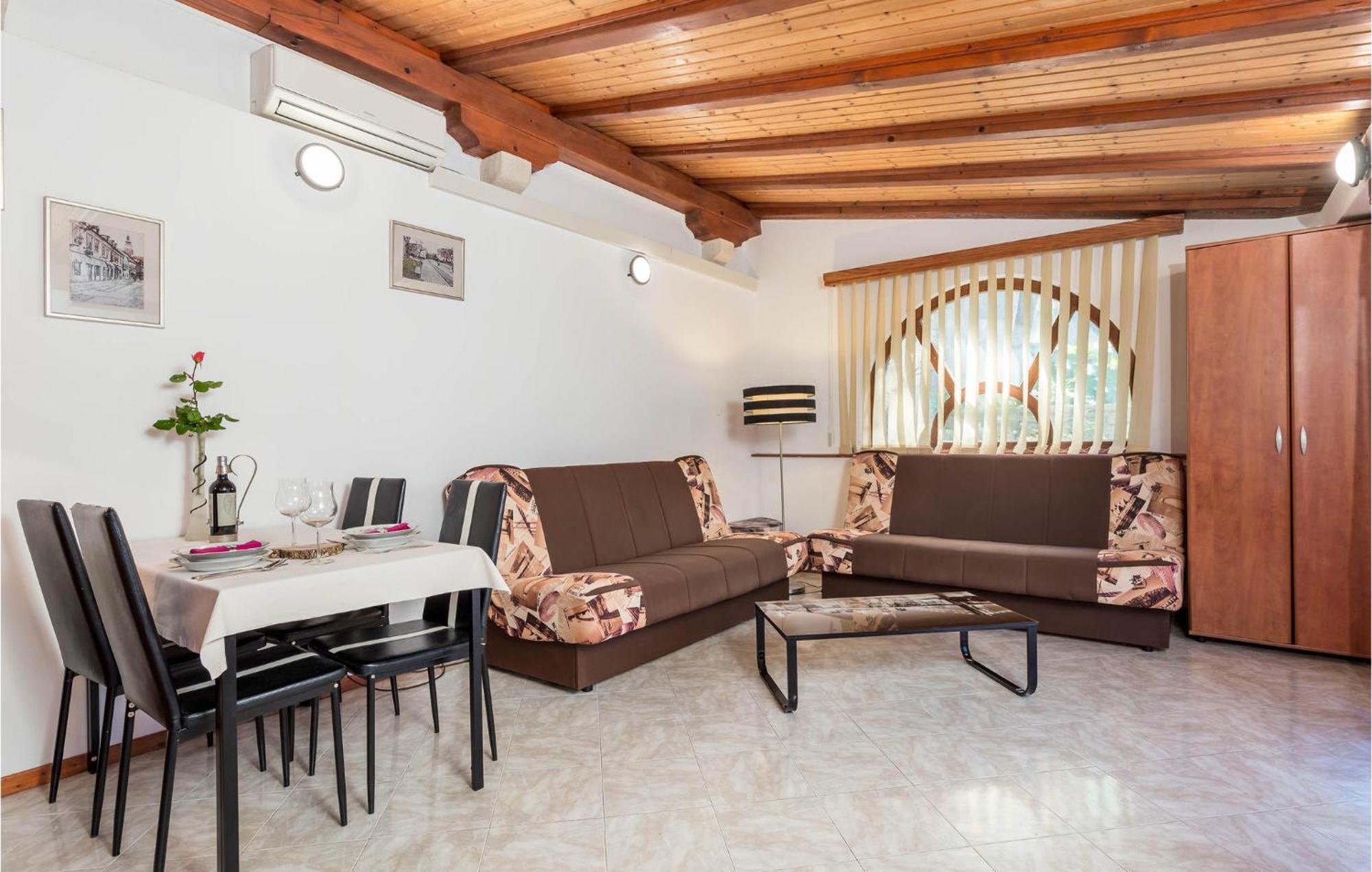 Awesome Home In Veli Losinj Veli Lošinj Exterior foto