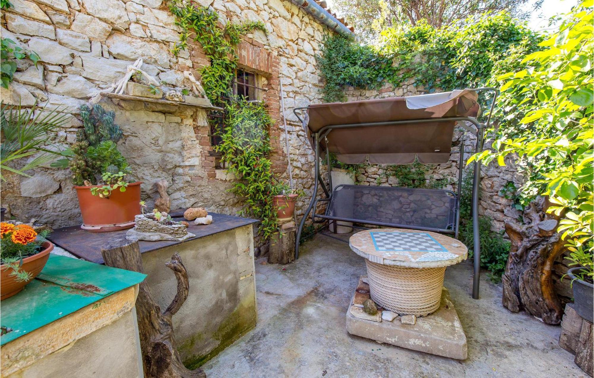 Awesome Home In Veli Losinj Veli Lošinj Exterior foto